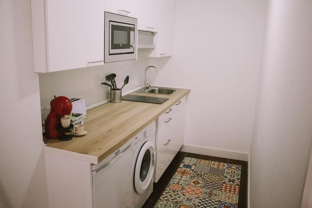 Precioso Apartamento Junto Al Casco Historico Málaga Exteriör bild
