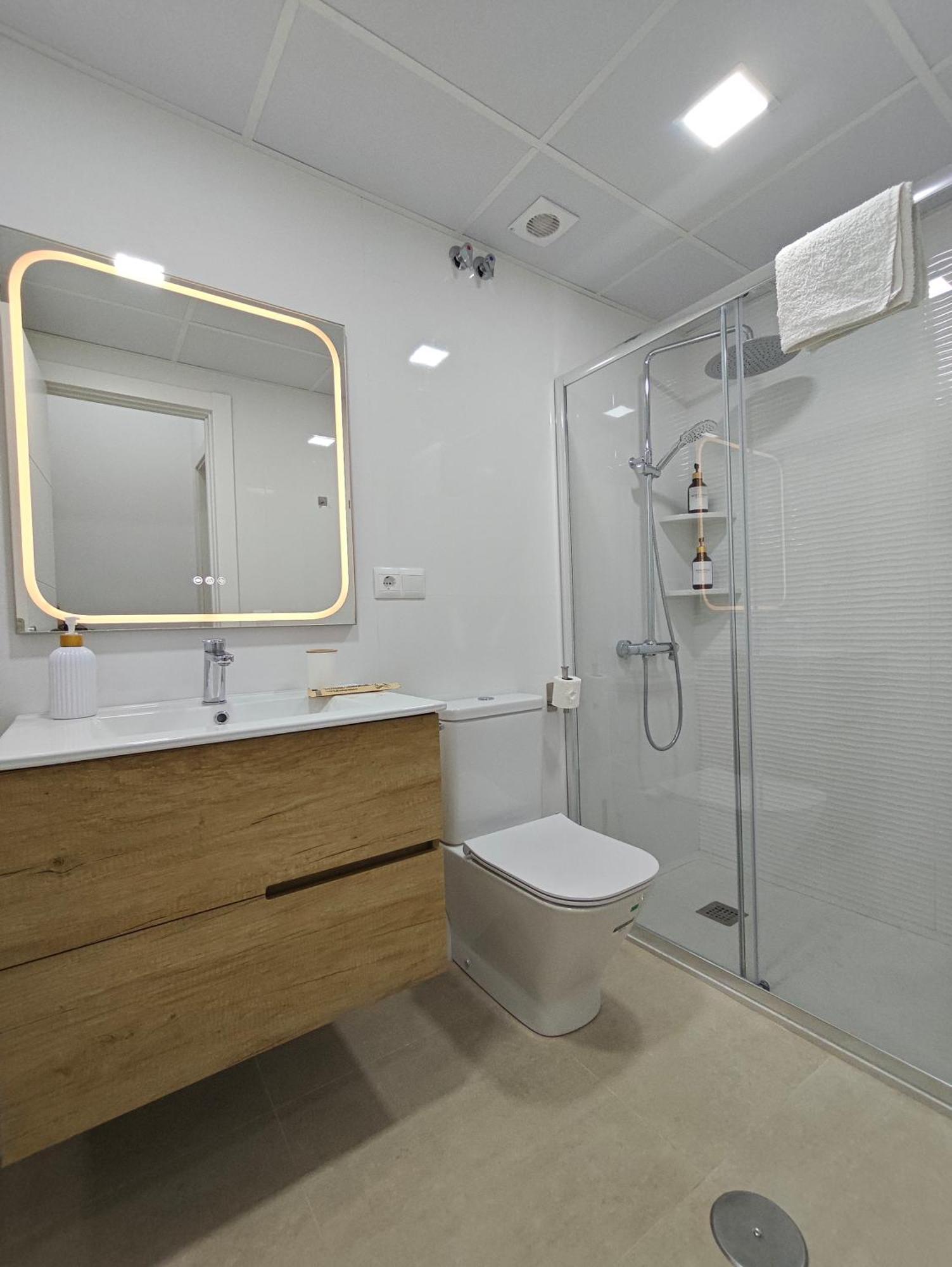 Precioso Apartamento Junto Al Casco Historico Málaga Exteriör bild